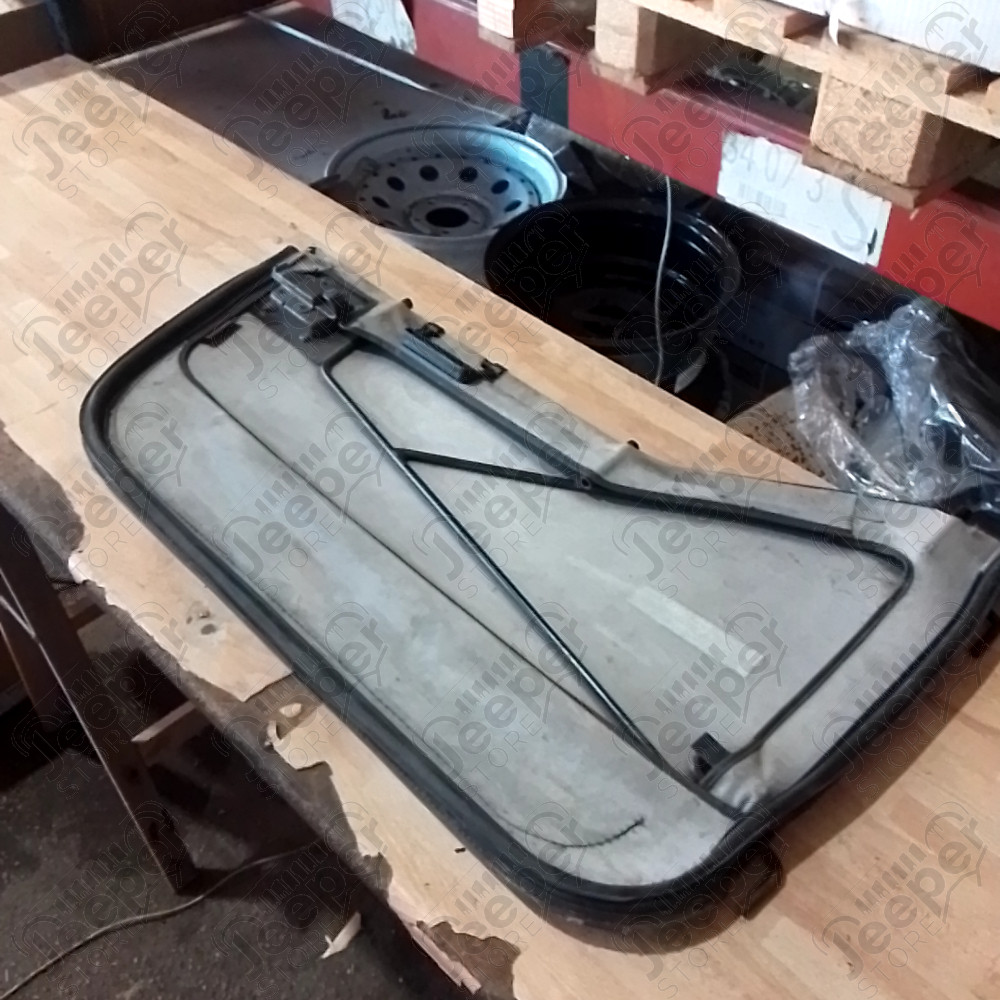 Occasion : Lot de 2 demi portes en toile noire (avec charnières et poignée) pour Jeep CJ7, CJ8, YJ