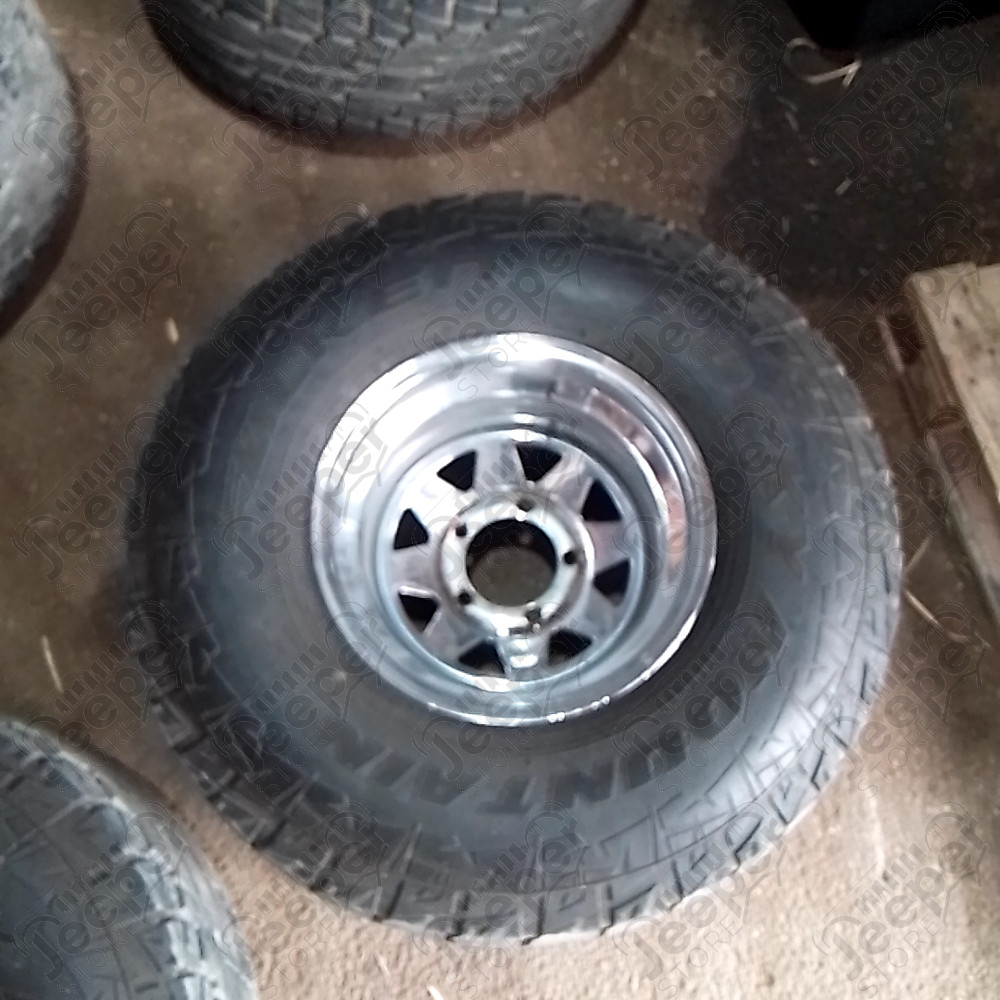 Occasion : Lot de 4 roues 33/12.50R15 (jantes chromée Triangular 5x139.7 + pneus Falken) pour Jeep FC150, CCSJ, GWSJ, SWSJ, WSJ, M715, WJT