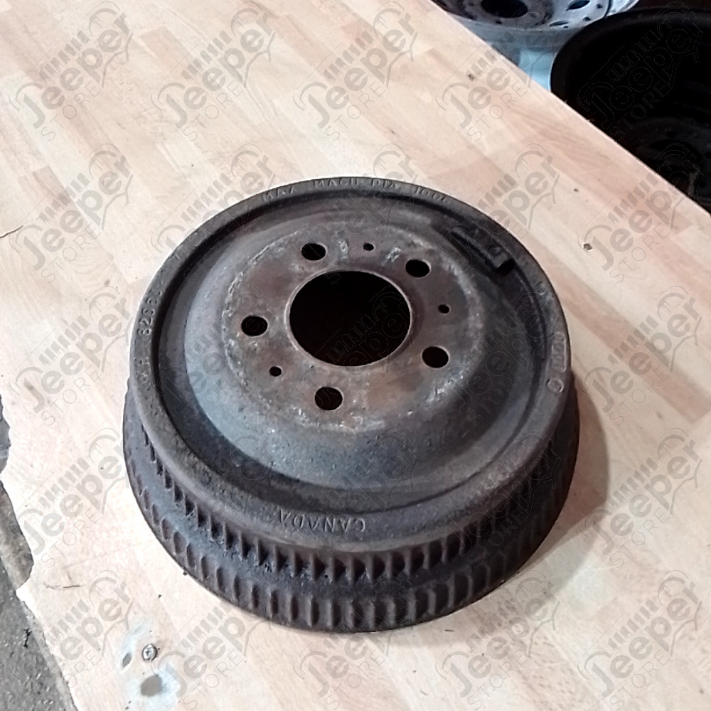 Occasion : Tambour de frein arrière 254 mm pour Jeep YJ, XJ