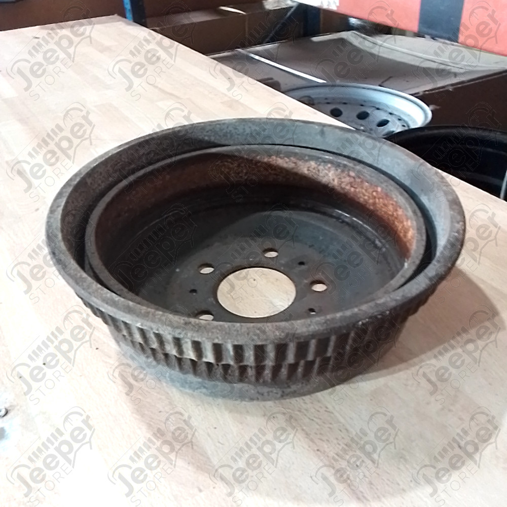 Occasion : Tambour de frein arrière 254 mm pour Jeep YJ, XJ