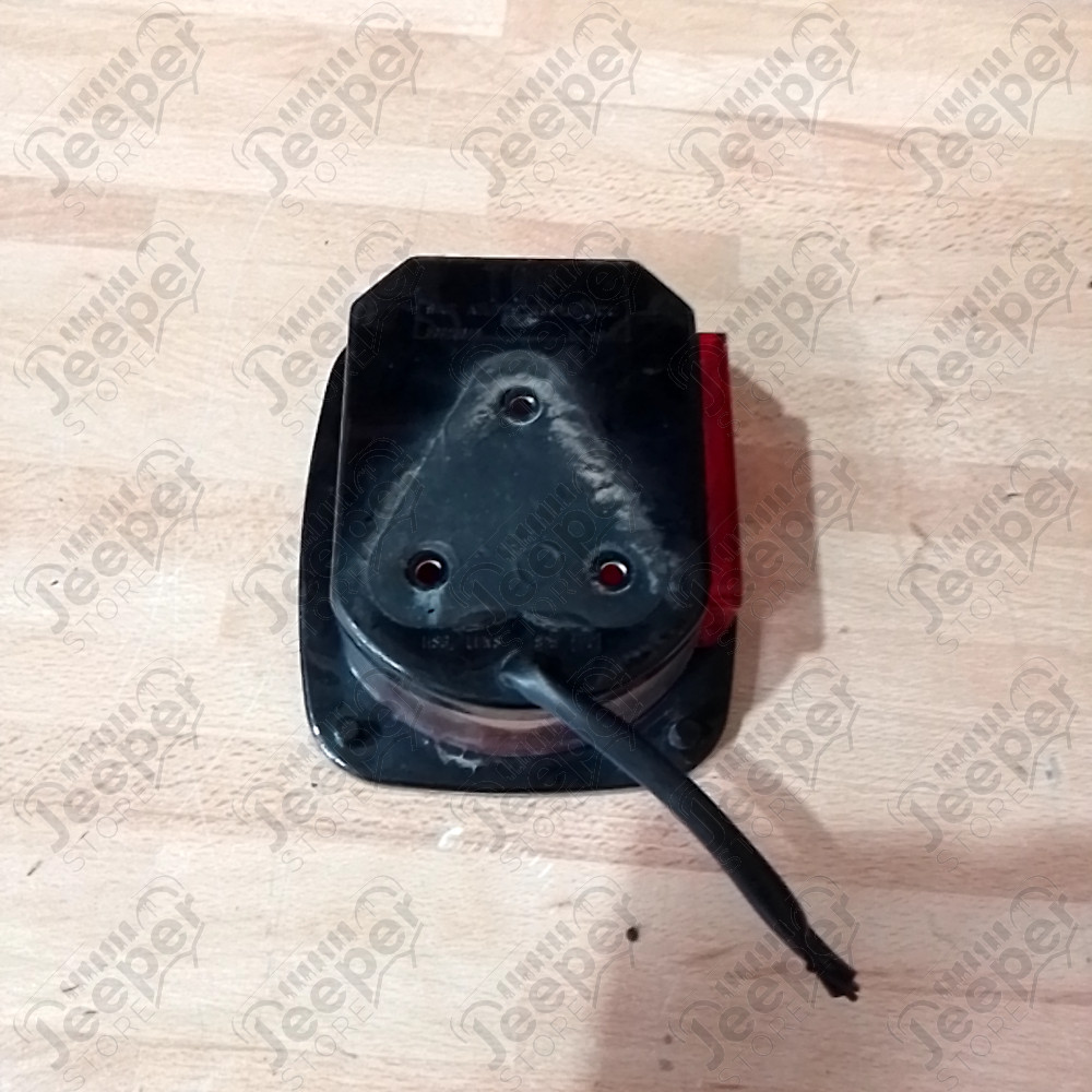 Occasion : Feu arrière gauche modèle US pour Jeep CJ7, CJ8, YJ, TJ