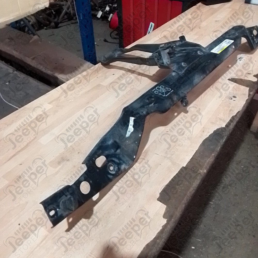 Occasion : Traverse supérieure avant capot moteur pour Jeep Cherokee Liberty KJ
