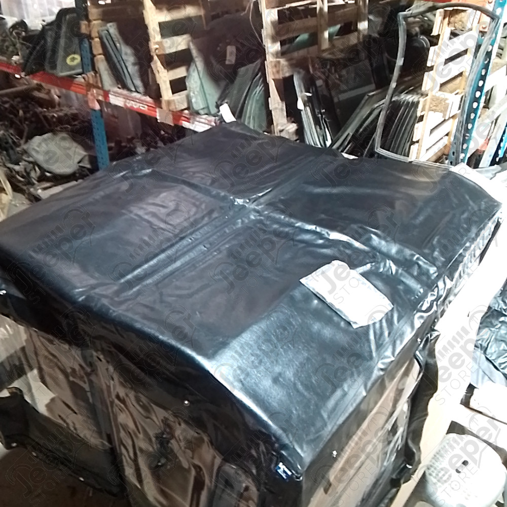 N.O.S. : Bâche capotage de remplacement sans aucune fixation (marque Kayline) couleur noire pour Jeep MB, M201
