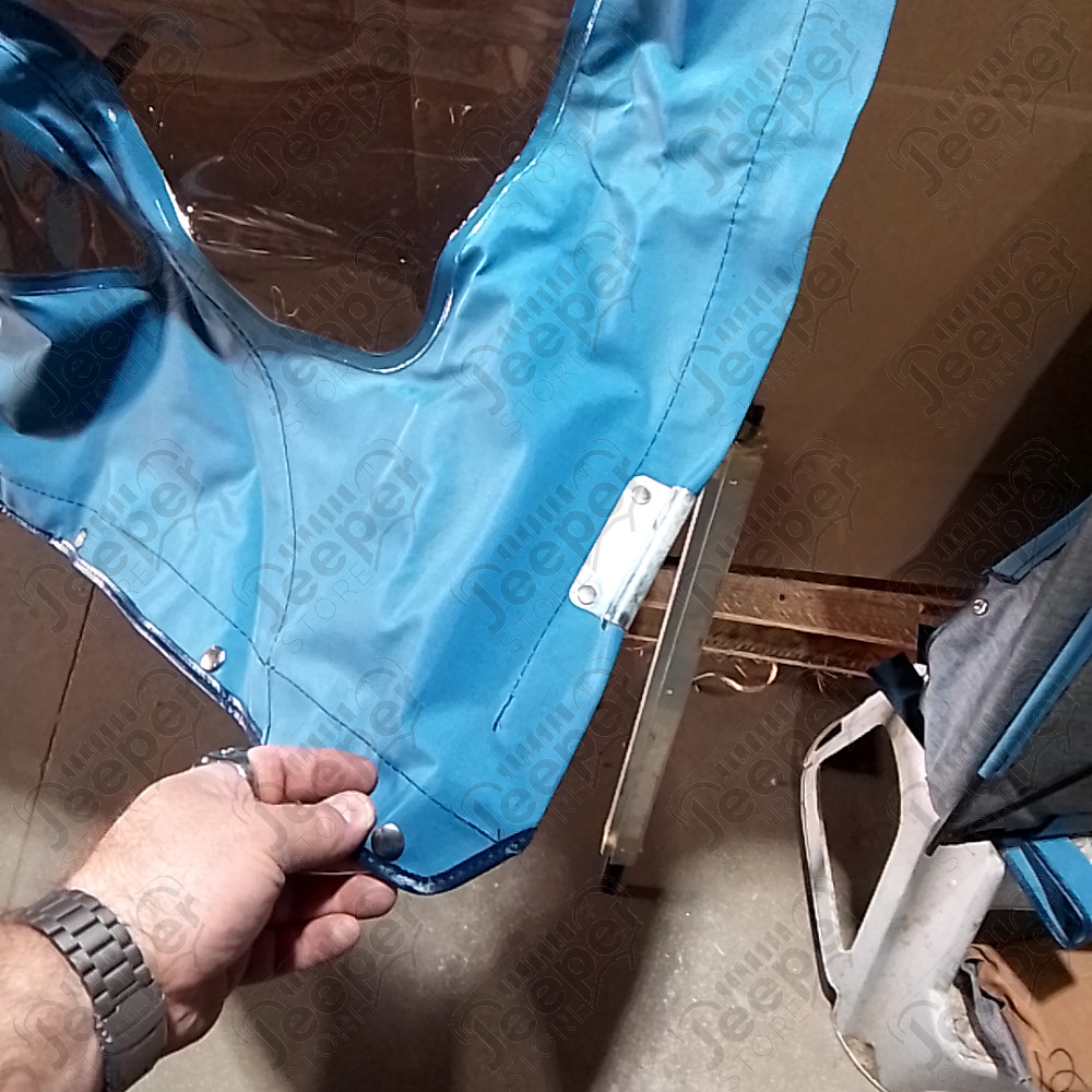 N.O.S. : Bâche capotage de remplacement avec fixation (marque Bestop) couleur bleu pour Jeep MB, M201