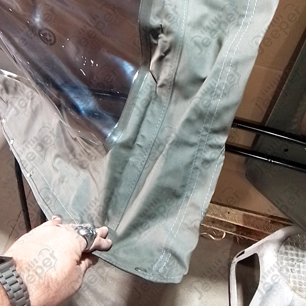 N.O.S. : Bâche capotage de remplacement avec fixation (marque Kayline) couleur verte khaki pour Jeep M38, CJ3A, CJ3B