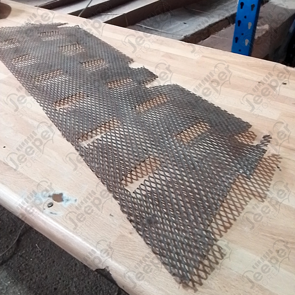 Occasion : Grille pour calandre (produit pas d'origine) pour Jeep Grand Cherokee WJ, WG