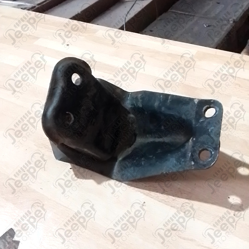 Occasion : Fixation de barre panhard avant côté chassis pour Jeep Cherokee XJ
