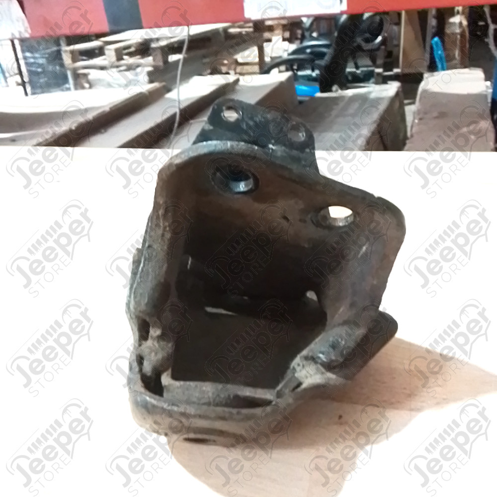 Occasion : Fixation de barre panhard avant côté chassis pour Jeep Cherokee XJ