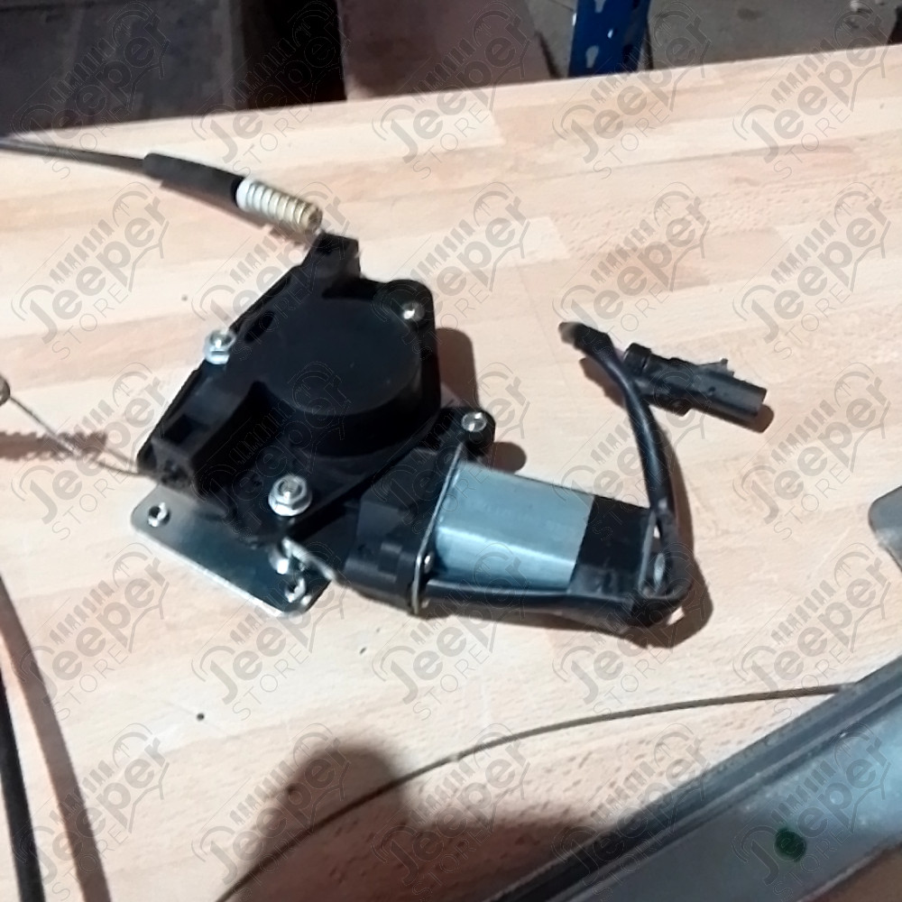 Occasion : Lève vitre avant gauche pour Jeep Grand Cherokee WJ, WG