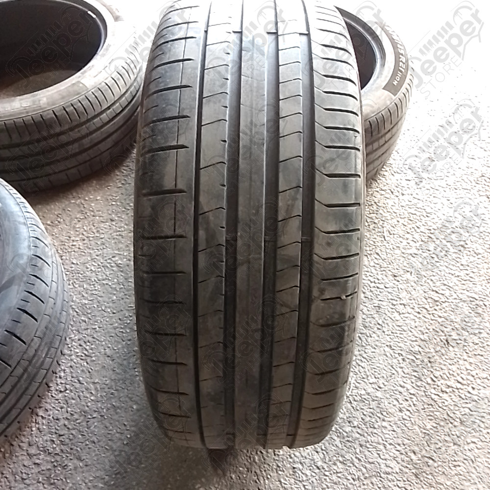 Occasion : Lot de 4 pneus PIRELLI PZero 275/45R21 pour Jeep WL, WK2, DIVERS