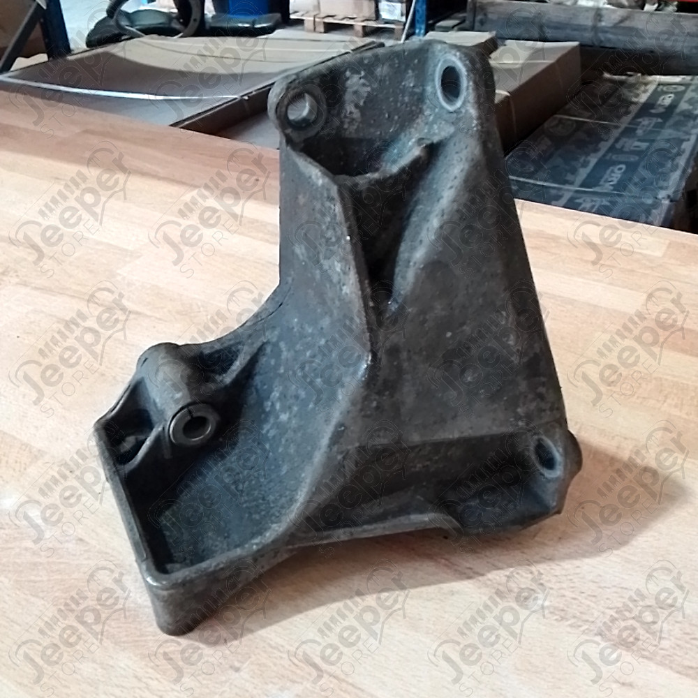 Occasion : Support de climatisation / alternateur 2.5L pour Jeep YJ, XJ