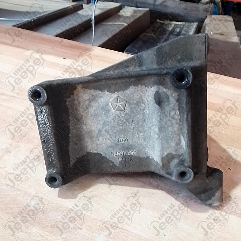 Occasion : Support de climatisation / alternateur 2.5L pour Jeep YJ, XJ