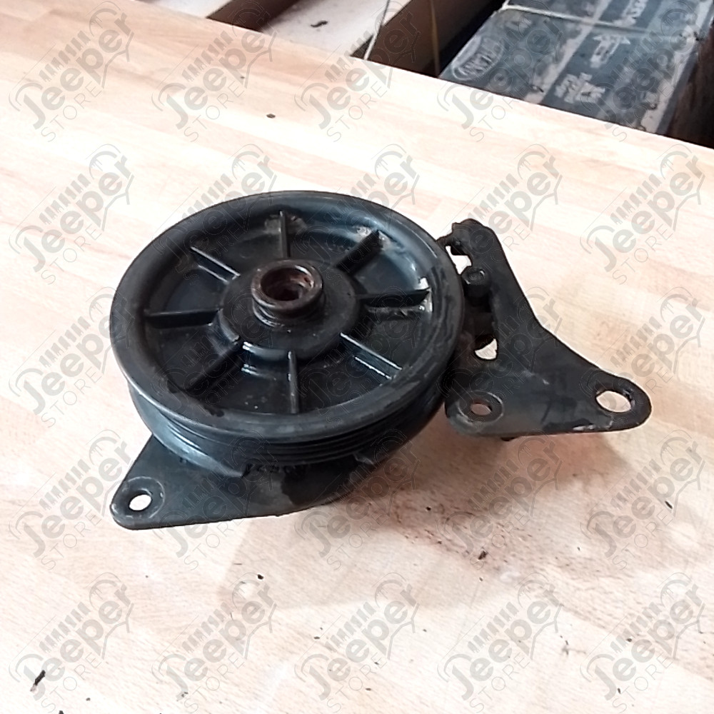 Occasion : Pompe de direction assistée avec tendeur pour 2.5L pour Jeep Wrangler YJ