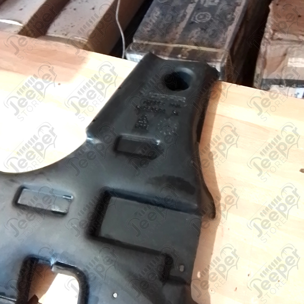 Occasion : Cache plastique de soubassement avant gauche pour Jeep Renegade BU