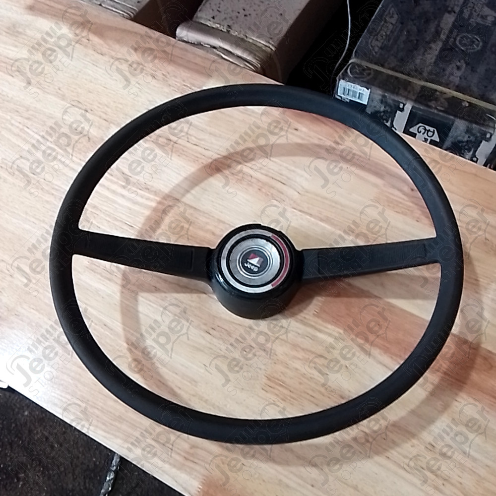 Occasion : Volant noir pour Jeep C104, DIVERS