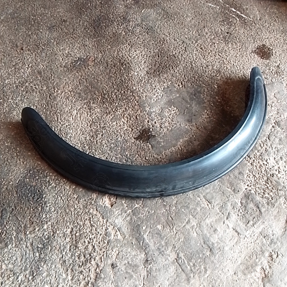 Occasion : Elargisseur d'aile arrière gauche pour Jeep CJ5, CJ7