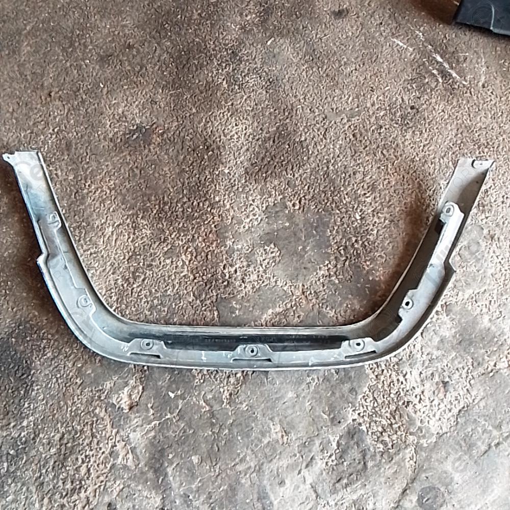 Occasion : Elargisseur d'aile arrière gauche gris pour Jeep Cherokee XJ