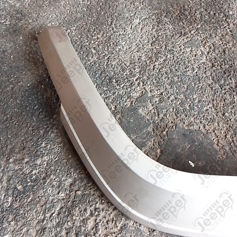 Occasion : Elargisseur d'aile arrière gauche gris pour Jeep Cherokee XJ