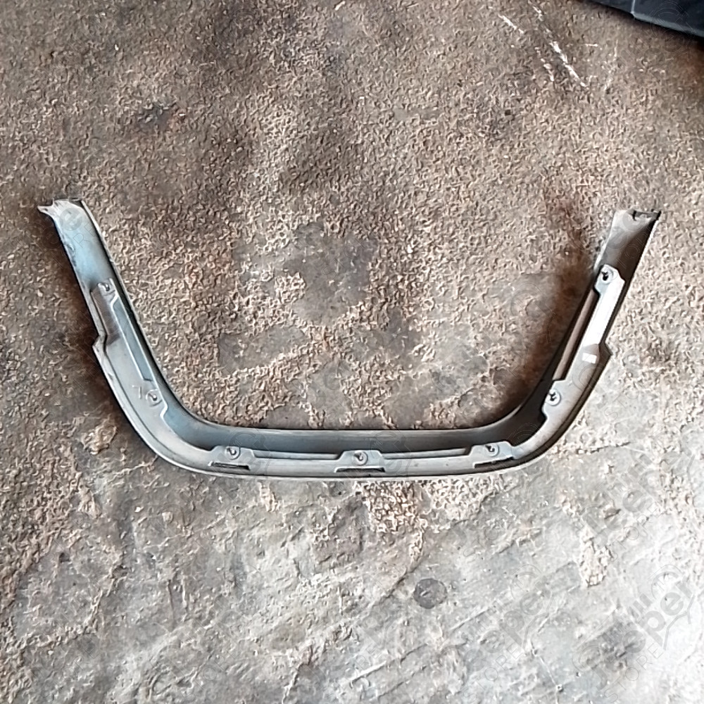 Occasion : Elargisseur d'aile arrière gauche gris pour Jeep Cherokee XJ