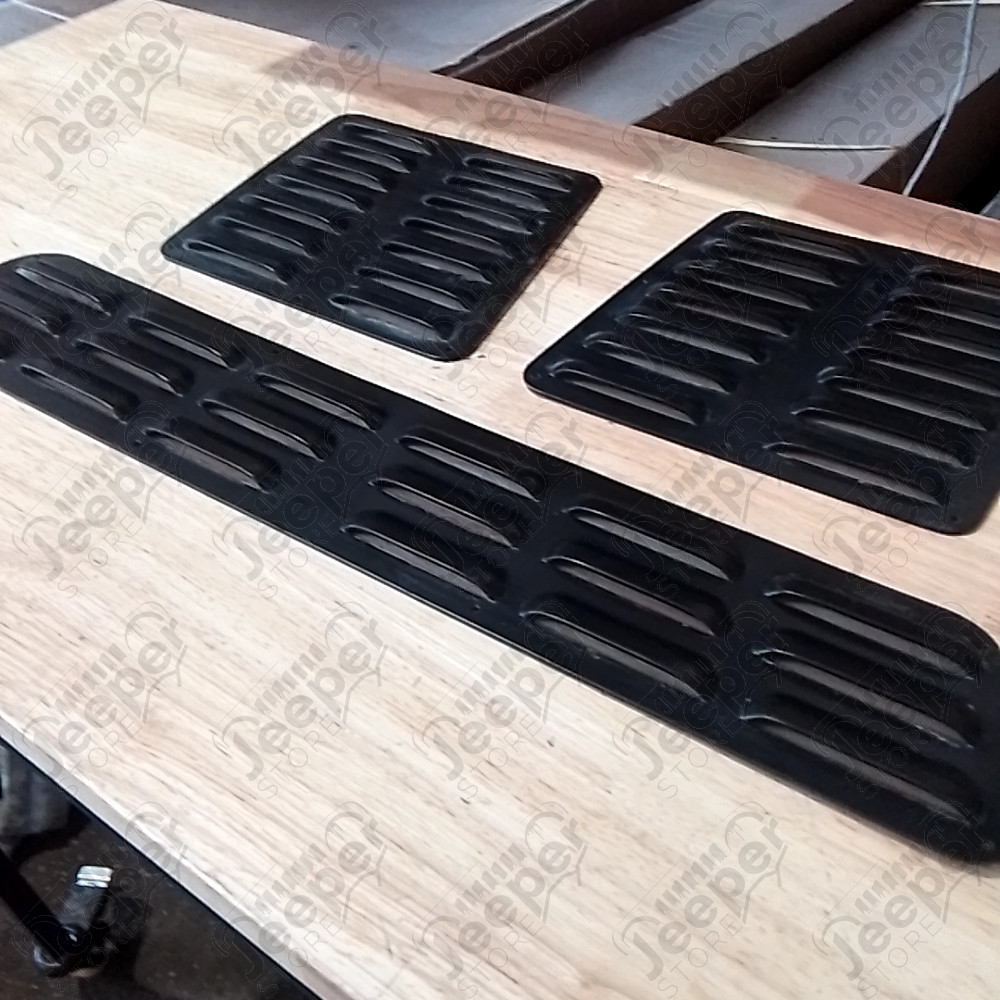 Occasion : Kit de 3 aérations de capot moteur marque GENRIGHT noires pour Jeep DIVERS, ZJ, ZG, XJ, MJ, TJ, YJ, CJ8