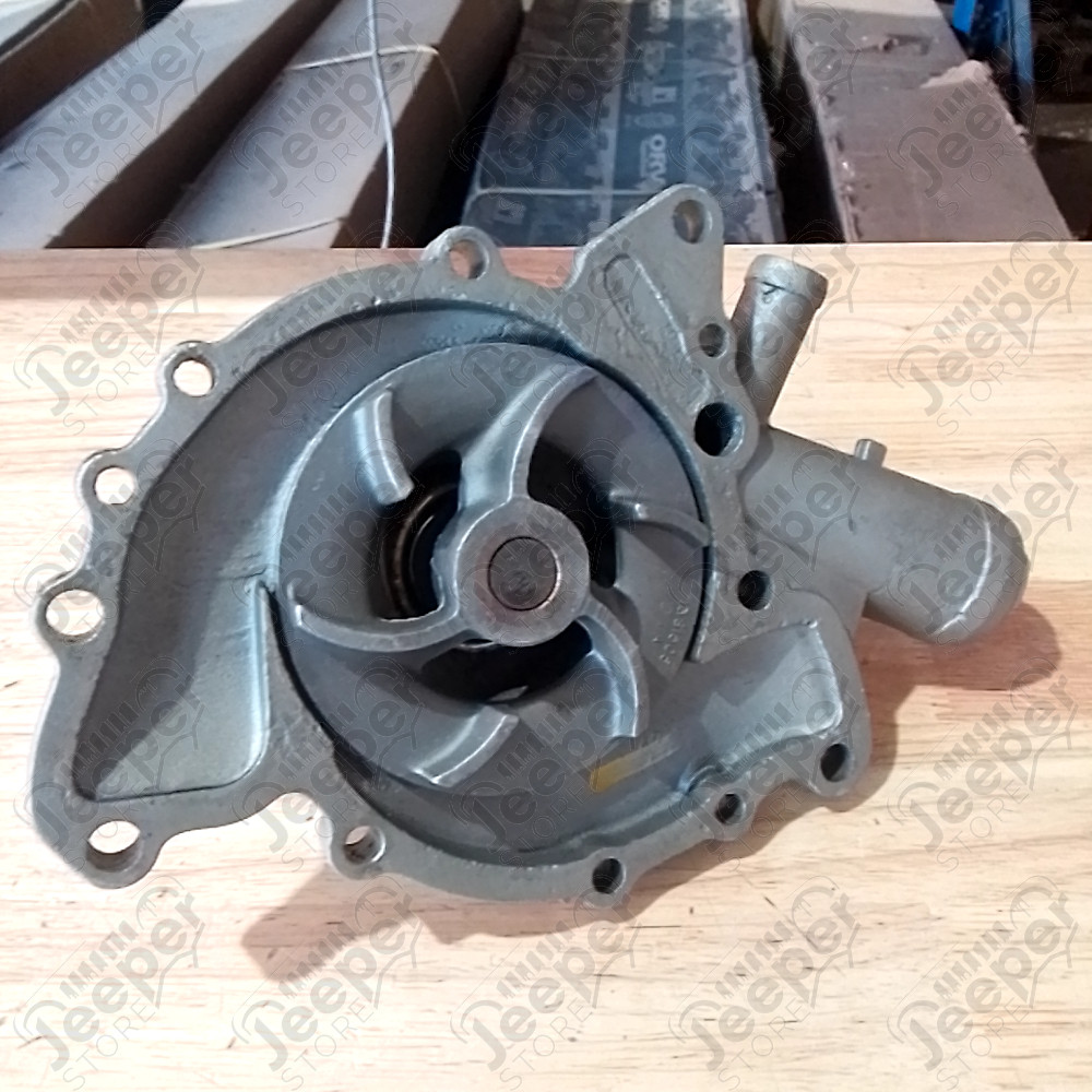 Occasion : Pompe à eau pour Jeep WJT, C101, CJ5, CJ7, CJ8