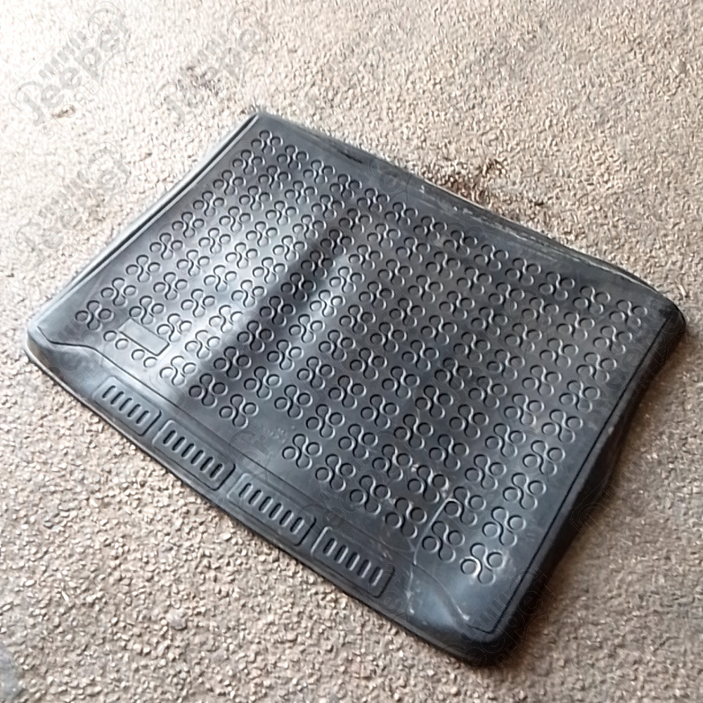 Occasion : Tapis de coffre en caoutchouc REZAW-PLAST pour Jeep Wrangler JK