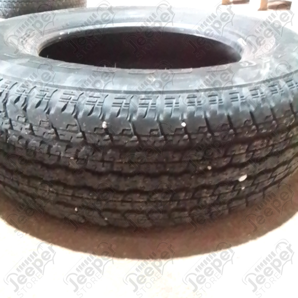 Occasion : Lot de 4 pneus BRIDGESTONE DUELER 255/70R18 pour Jeep Wrangler JK