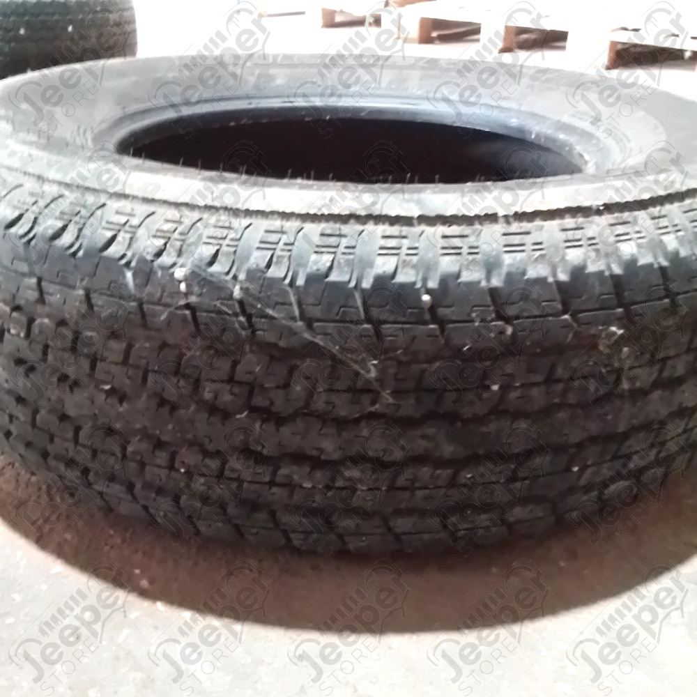 Occasion : Lot de 4 pneus BRIDGESTONE DUELER 255/70R18 pour Jeep Wrangler JK