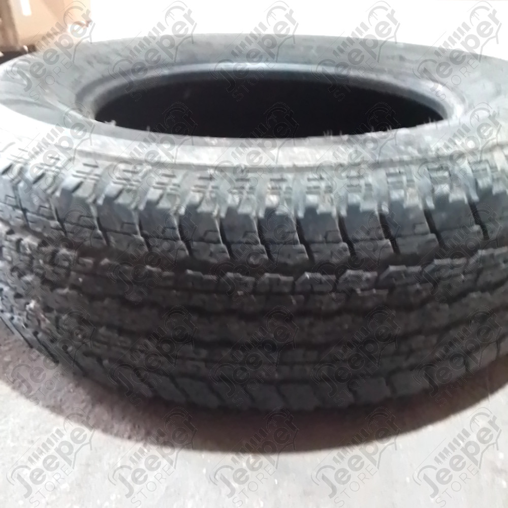 Occasion : Lot de 4 pneus BRIDGESTONE DUELER 255/70R18 pour Jeep Wrangler JK