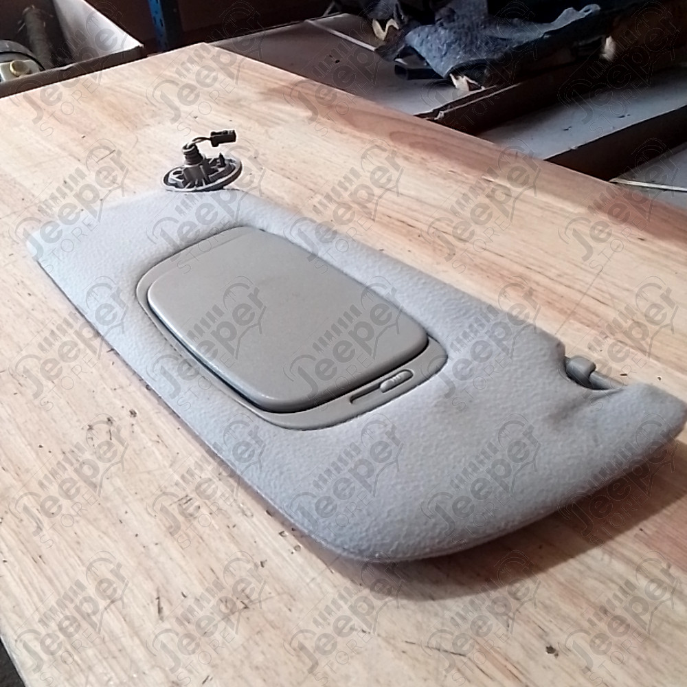 Occasion : Pare soleil conducteur pour Jeep Grand Cherokee WJ, WG