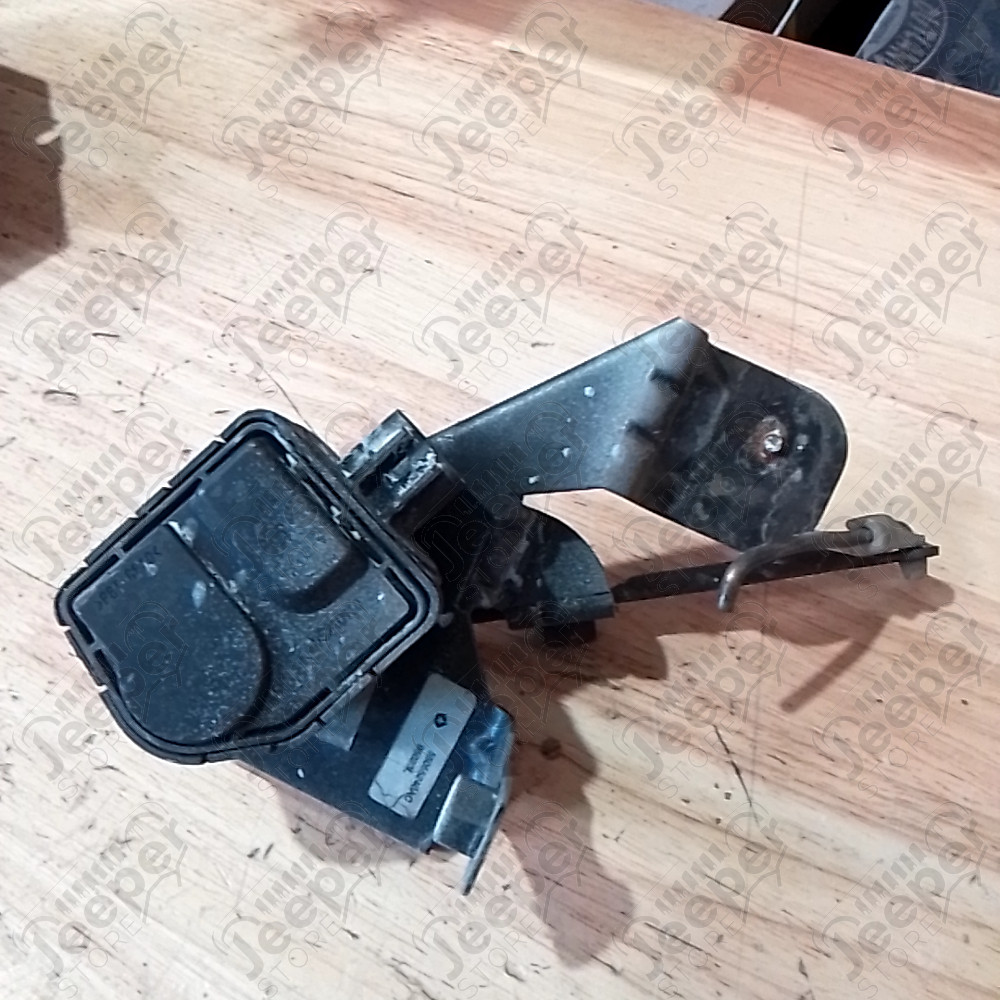 Occasion : Cuvelage pour phare avant droit avec réglage électrique pour Jeep Cherokee XJ
