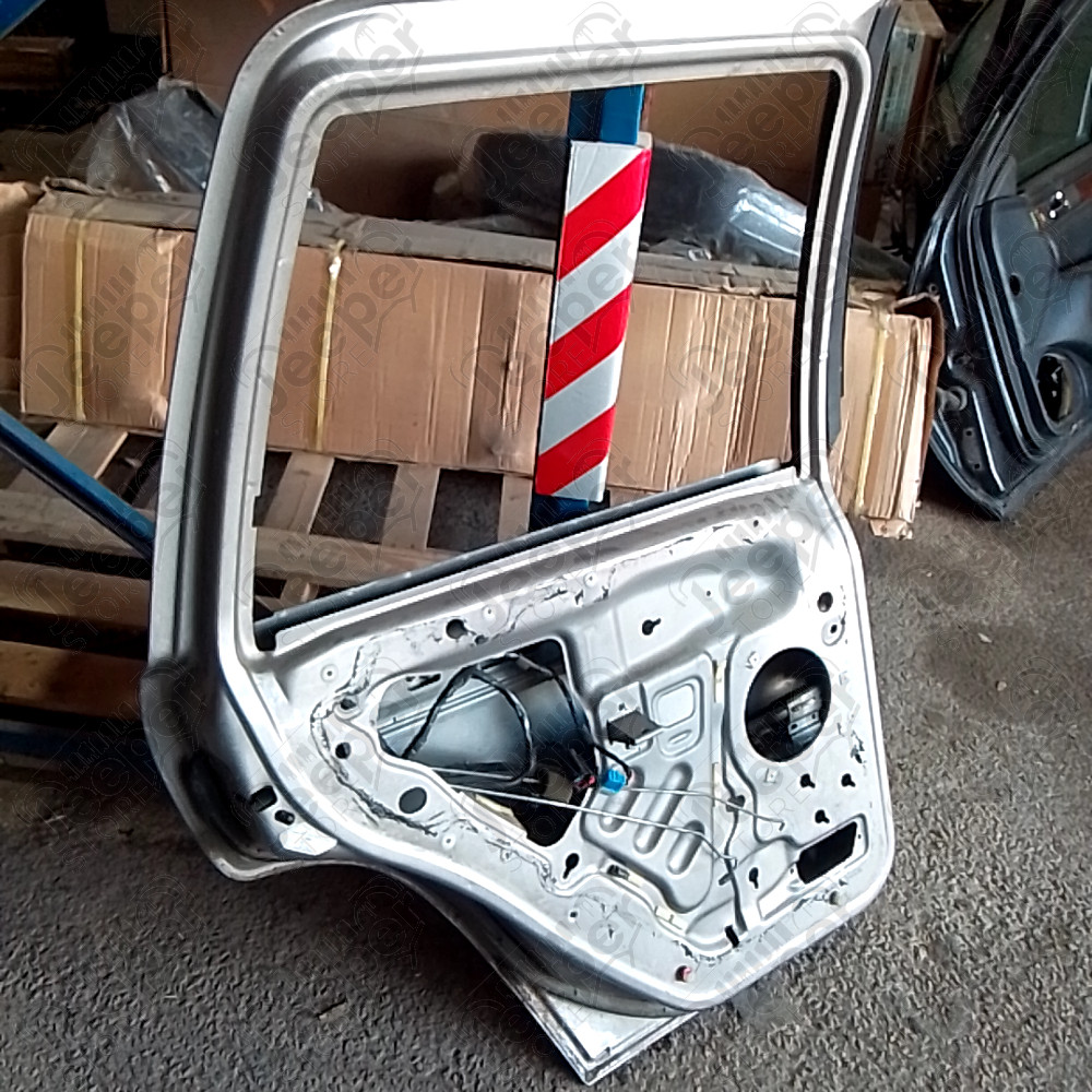 Occasion : Porte arrière gauche grise pour Jeep Grand Cherokee WJ, WG