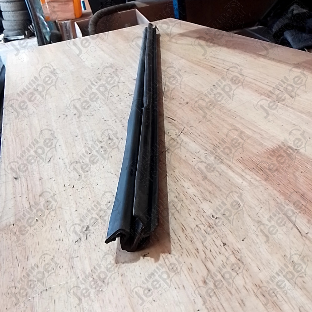 Occasion : Lèche vitre intérieur avant gauche pour Jeep Grand Cherokee WJ, WG