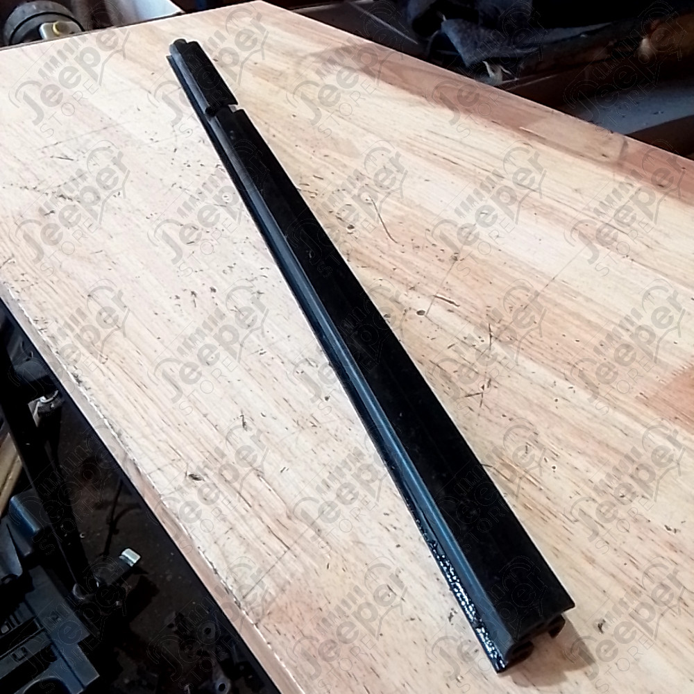 Occasion : Lèche vitre intérieur arrière droit pour Jeep Grand Cherokee WJ, WG