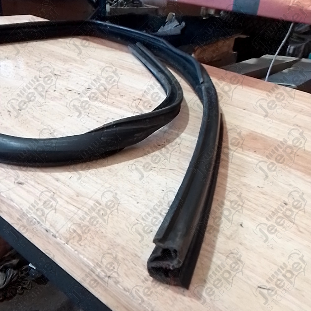 Occasion : Joint de porte arrière droit pour Jeep Grand Cherokee WJ, WG