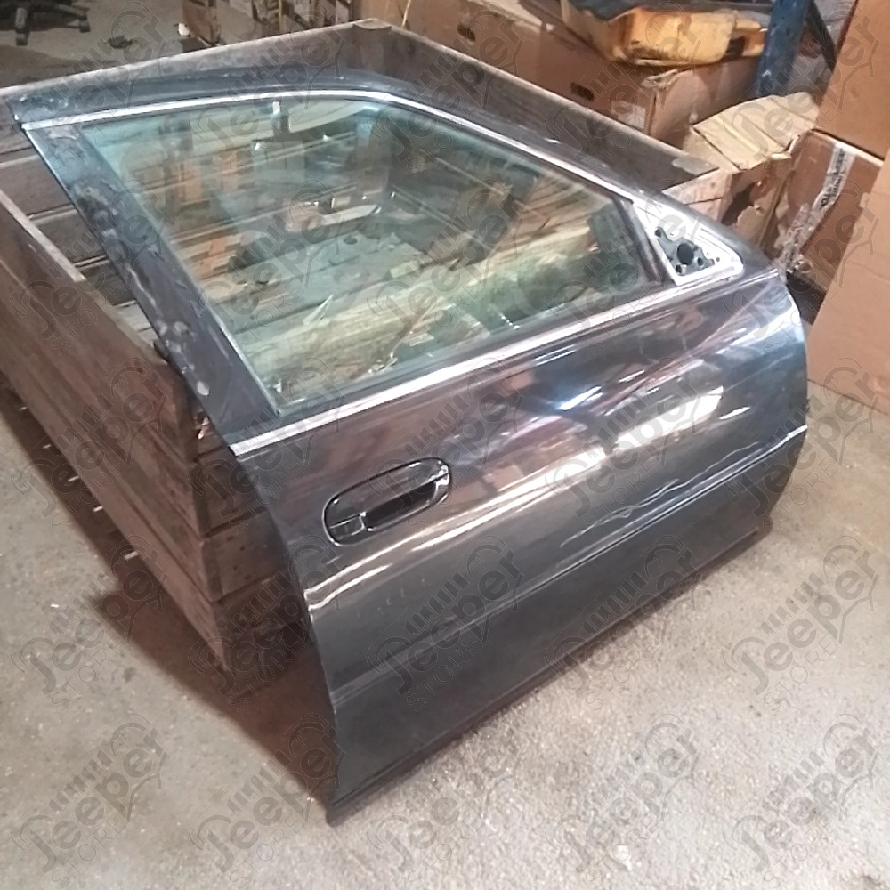 Occasion : Porte avant droite noire pour Cadillac Seville STS 4.6L V8 - 32 soupapes - 4 portes - Boite automatique 4 rapports