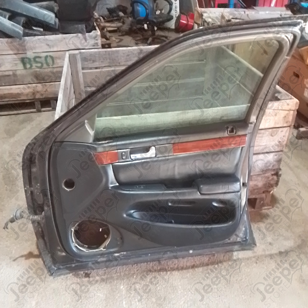 Occasion : Porte avant droite noire pour Cadillac Seville STS 4.6L V8 - 32 soupapes - 4 portes - Boite automatique 4 rapports