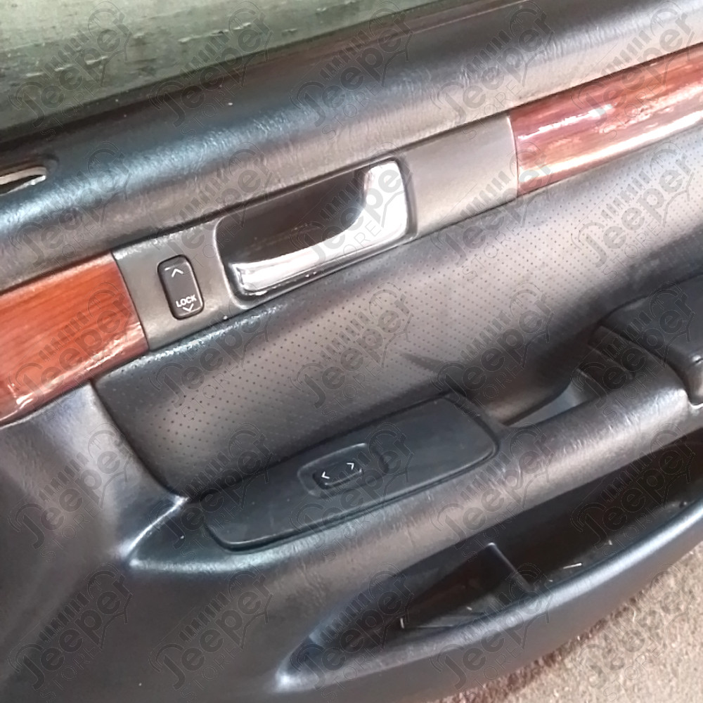 Occasion : Porte avant droite noire pour Cadillac Seville STS 4.6L V8 - 32 soupapes - 4 portes - Boite automatique 4 rapports