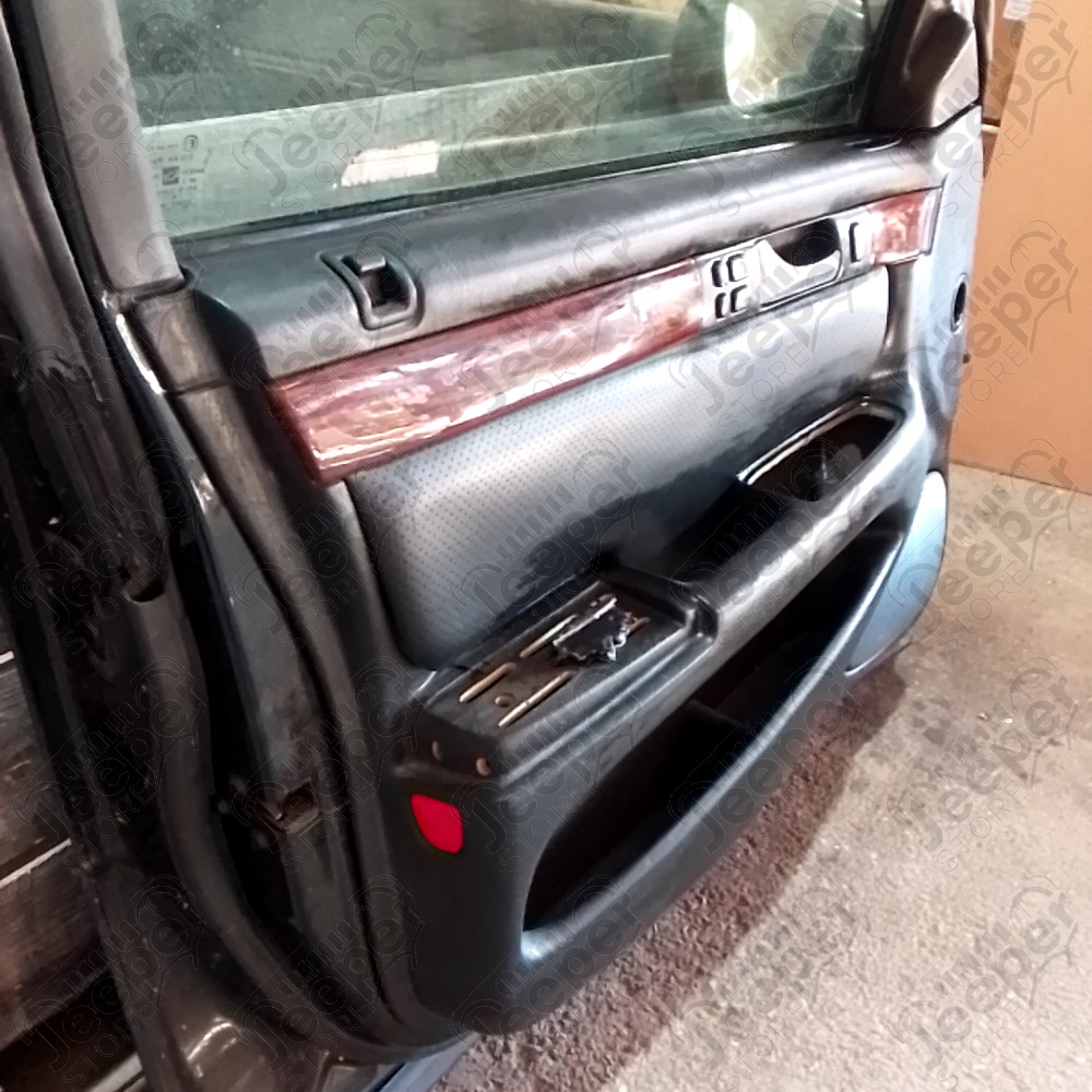 Occasion : Porte avant gauche noire pour Cadillac Seville STS 4.6L V8 - 32 soupapes - 4 portes - Boite automatique 4 rapports