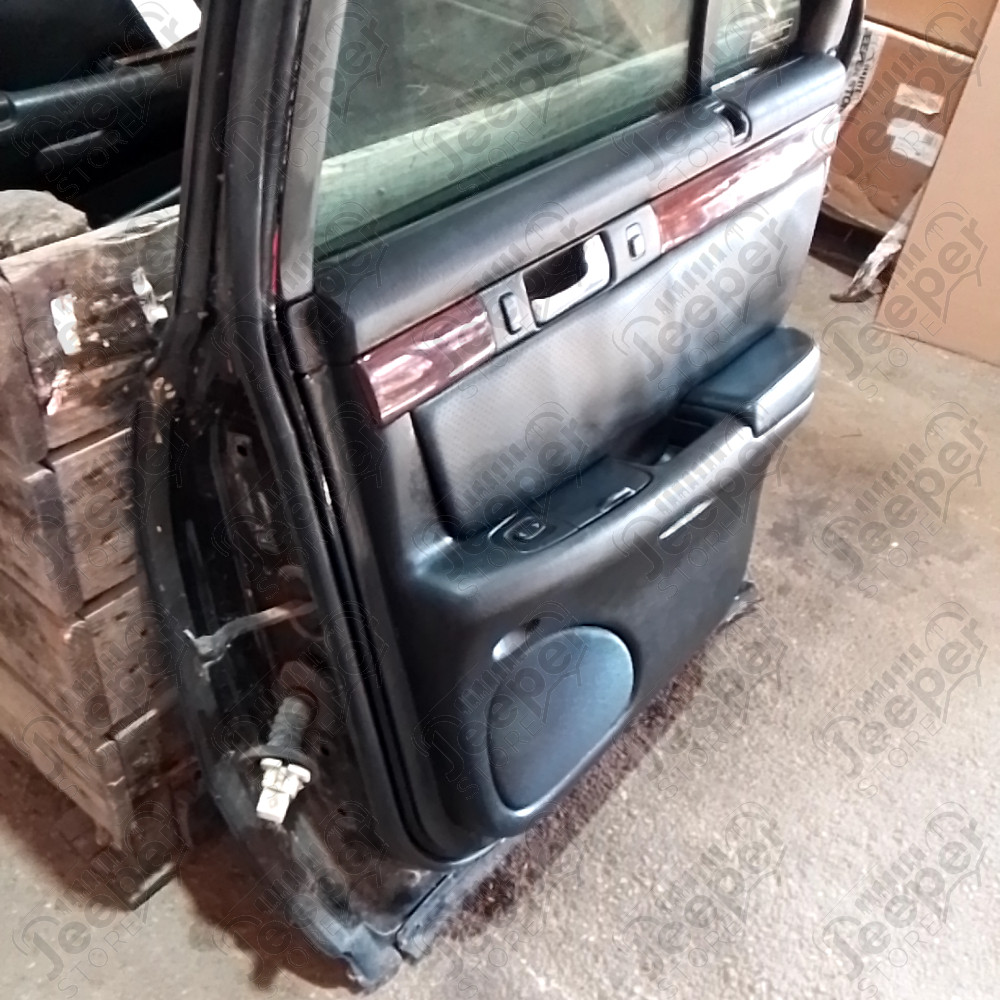 Occasion : Porte arrière droite noire pour Cadillac Seville STS 4.6L V8 - 32 soupapes - 4 portes - Boite automatique 4 rapports