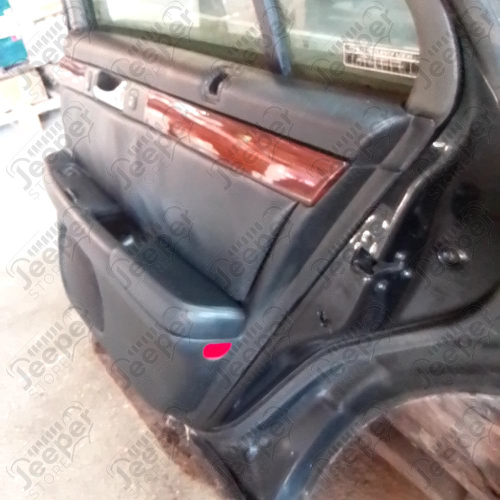 Occasion : Porte arrière droite noire pour Cadillac Seville STS 4.6L V8 - 32 soupapes - 4 portes - Boite automatique 4 rapports