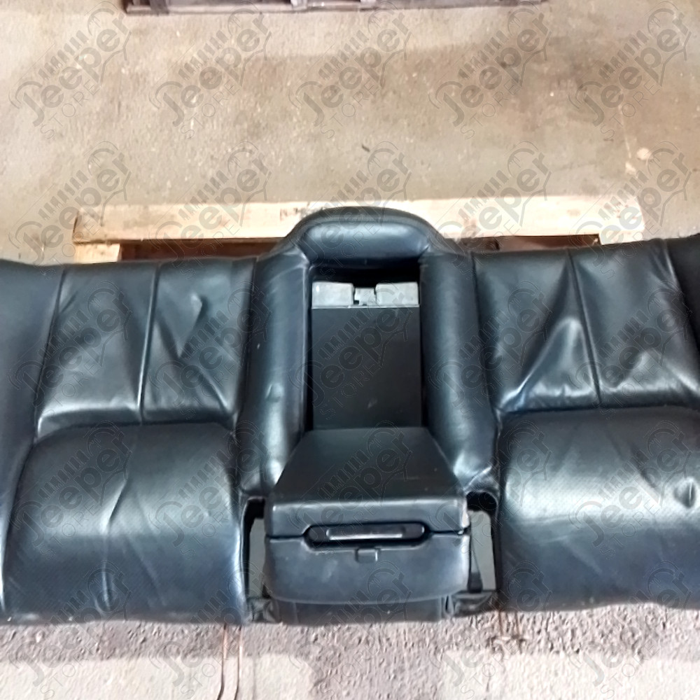 Occasion : Dossier de banquette arrière en cuir noir pour Cadillac Seville STS 4.6L V8 - 32 soupapes - 4 portes - Boite automatique 4 rapports
