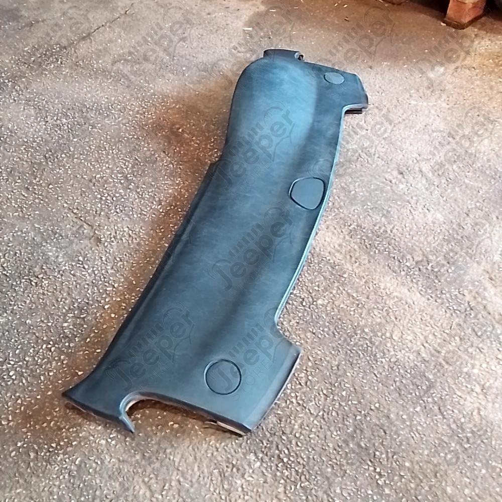 Occasion : Partie supérieure de tableau de bord noire en cuir pour Cadillac Seville STS 4.6L V8 - 32 soupapes - 4 portes - Boite automatique 4 rapports