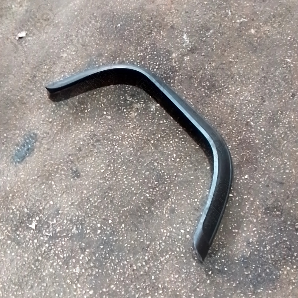 Occasion : Elargisseur d'aile arrière droit noir pour Jeep CJ7, CJ8