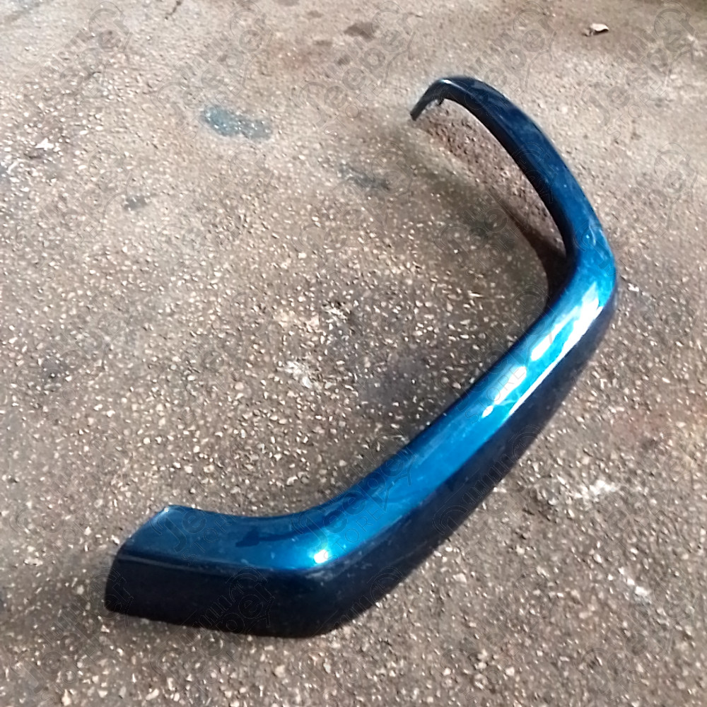 Occasion : Elargisseur d'aile avant droit bleu foncé pour Jeep Cherokee XJ