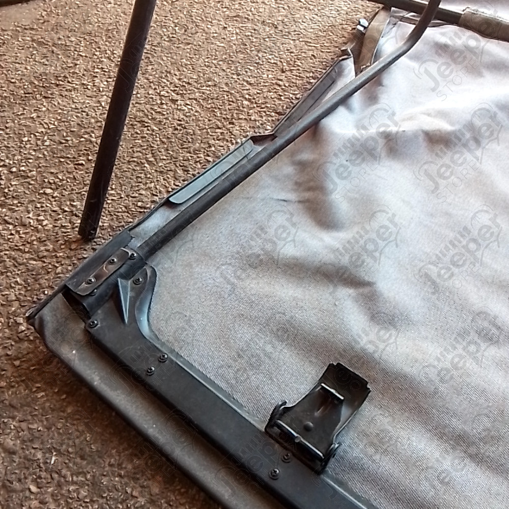 Occasion : Bâche Bestop grise incomplète. pour Jeep CJ7, YJ, TJ