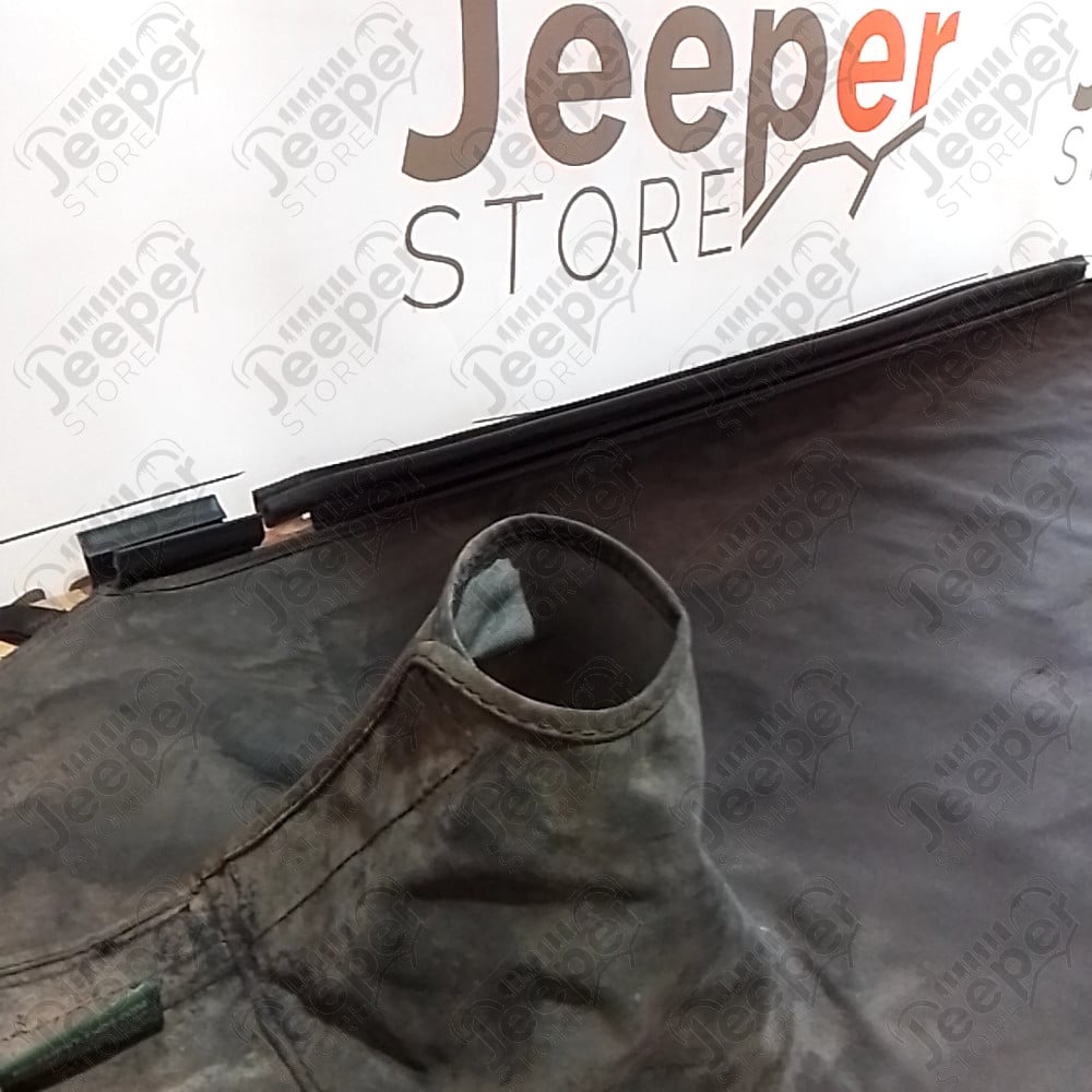Occasion : Duster avec baguette coffre couvre plateau noir Bestop (déchirure) pour Jeep Wrangler YJ