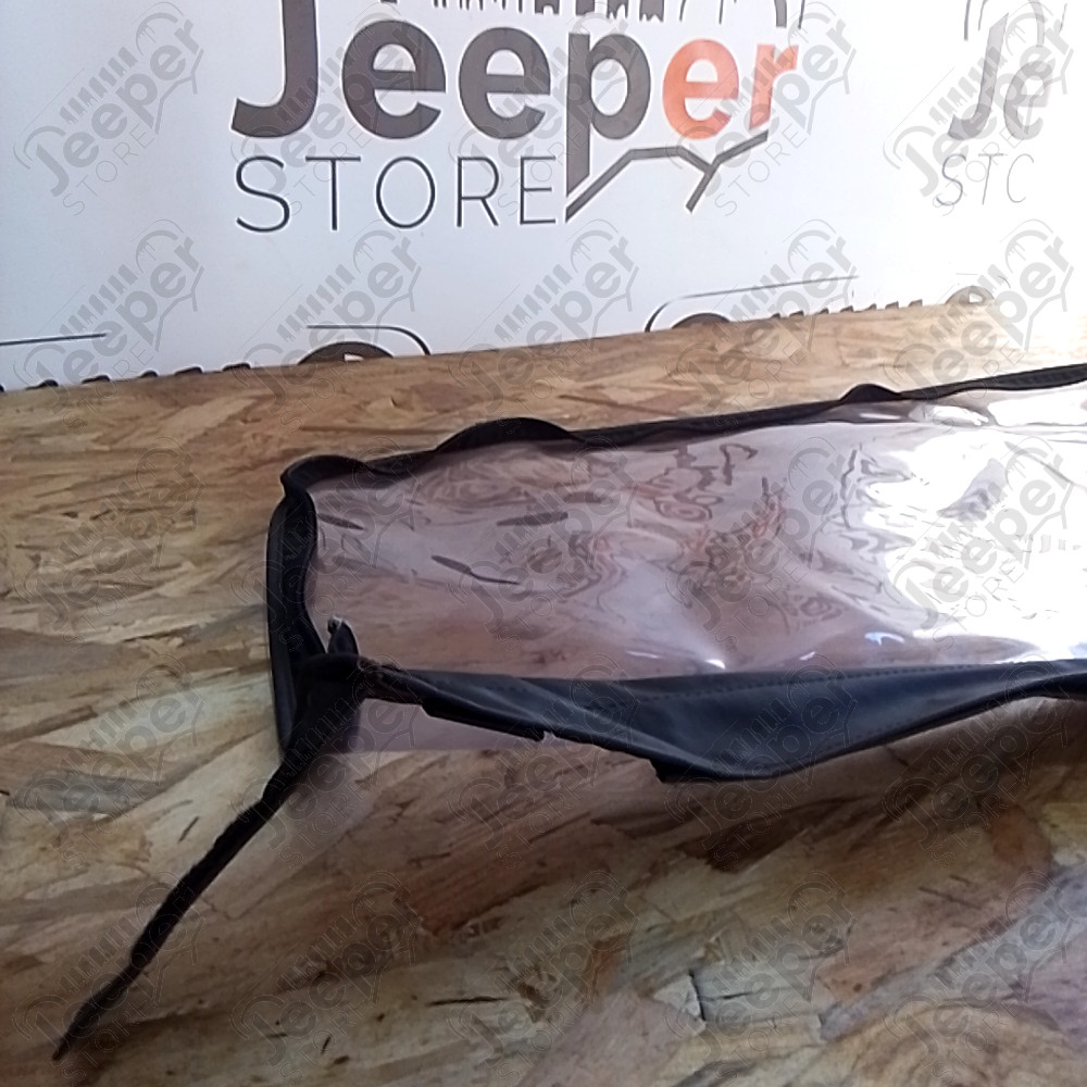 Occasion : Lunette arrière plastique pour bâche Bestop grise pour Jeep CJ7, YJ, TJ