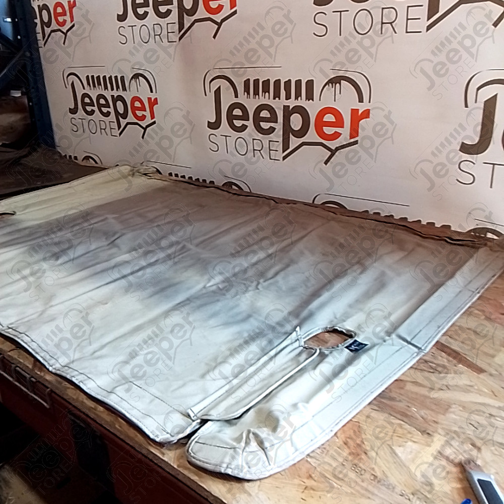Occasion : Duster couverture de plateau simili cuir blanc marque Kayline pour Jeep CJ5, CJ7, YJ