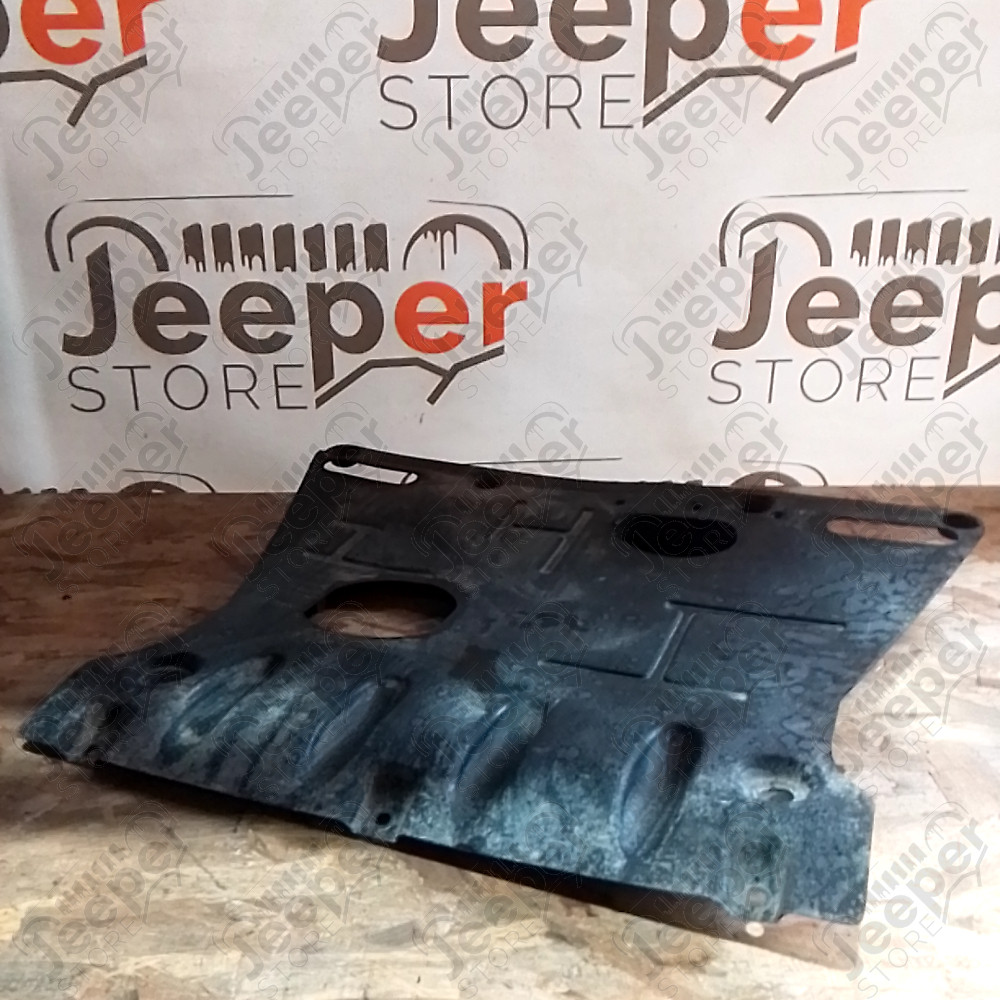 Occasion : Plaque de protection en plastique moteur pour essieu avant (?) pour Jeep divers